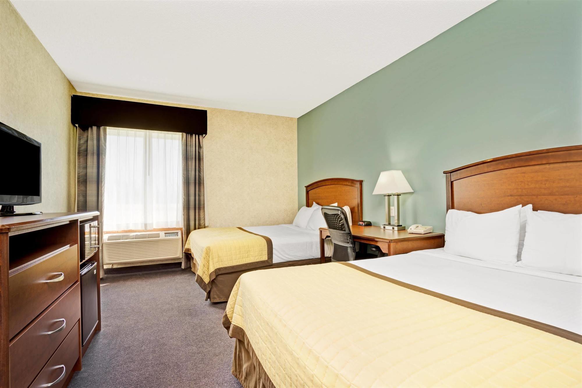 Baymont By Wyndham Wahpeton Hotell Eksteriør bilde